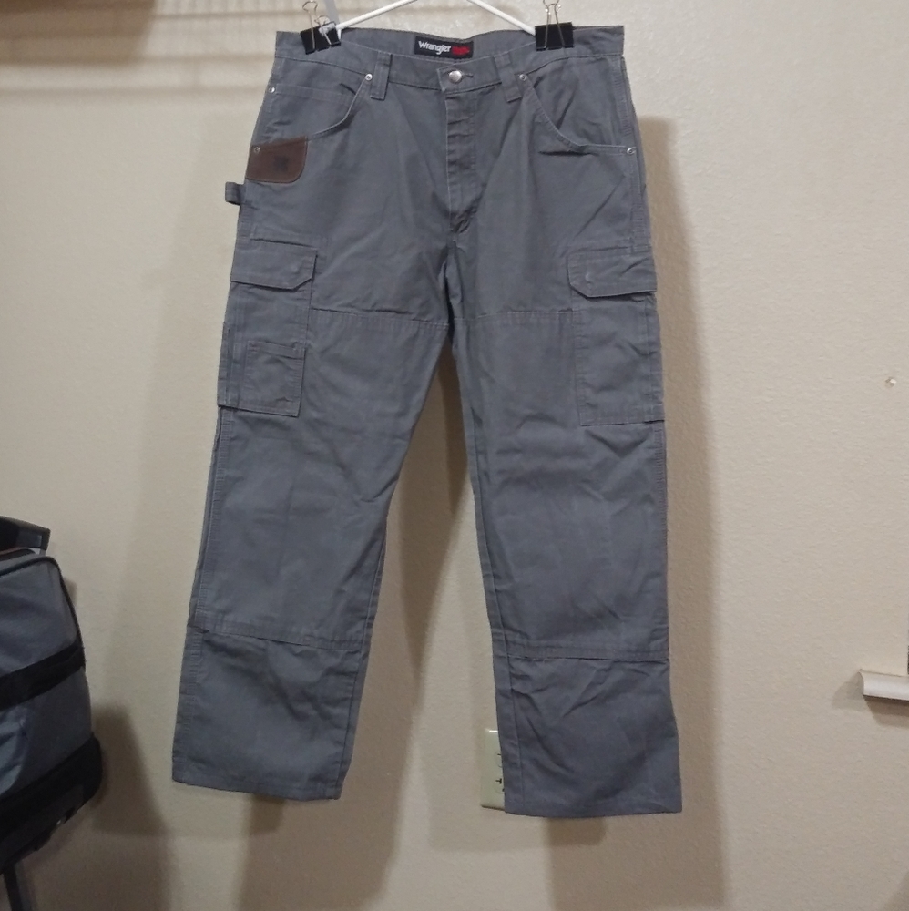 NWOT Men's Grey Wrangler Workwear Pants - 38W X 30L